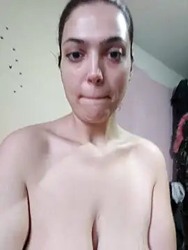 JoLeNe27 online show from February 20, 5:33 am