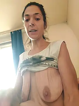 Snapshot of JoLeNe27 chatting on September 21, 4:58 am JoLeNe27 online show from September 21, 4:58 am