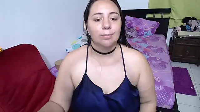 Snapshot of sexxy_ticki chatting on December 29, 1:02 am sexxy ticki online show from December 29, 1:02 am