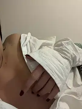 Snapshot of Lolybarbie chatting on December 15, 6:37 pm Lolybarbie online show from December 15, 6:37 pm