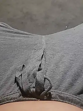 Snapshot of Horny4oldermen93 chatting on February 15, 1:35 am Horny4oldermen93 online show from February 15, 1:35 am