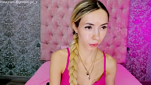 Akilla Queen online show from September 30, 1:43 am