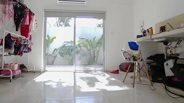 PartyQqHouse online show from July 6, 10:23 pm