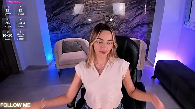 MelissaMoore  online show from February 12, 2:28 am