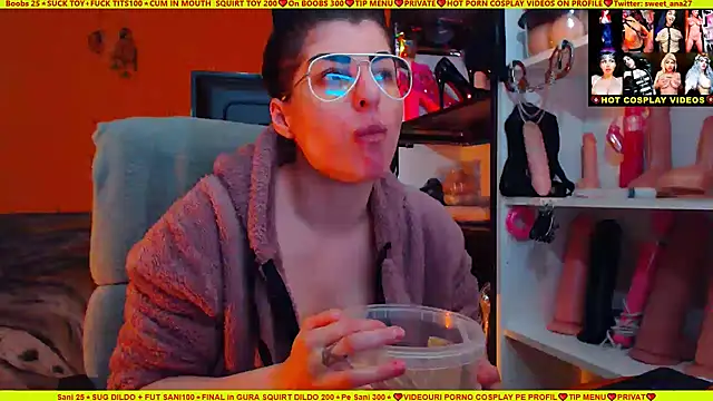 cuminmenowbbyx online show from January 1, 6:06 pm