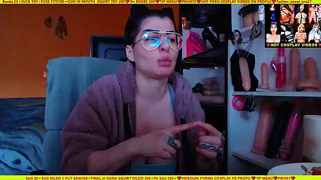 cuminmenowbbyx online show from January 13, 1:49 pm