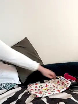 Patriciamoura69 online show from September 26, 6:45 pm