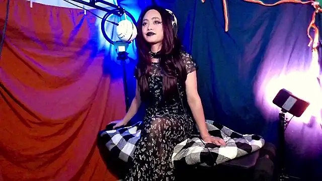 Snapshot of Azazelgains chatting on December 5, 7:16 am Azazelgains online show from December 5, 7:16 am