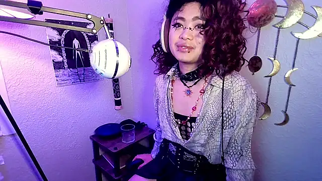 Snapshot of Azazelgains chatting on March 23, 4:16 am Azazelgains online show from March 23, 4:16 am