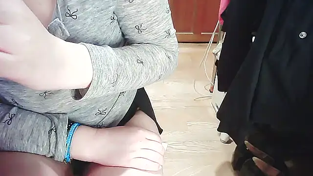 cindy01113520 online show from March 16, 7:17 pm