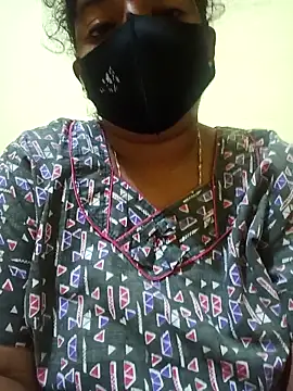 Snapshot of teddy-143 chatting on November 4, 9:25 pm teddy-143 online show from November 4, 9:25 pm