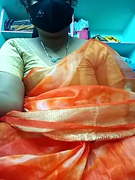 Snapshot of teddy-143 chatting on December 1, 5:40 pm teddy-143 online show from December 1, 5:40 pm