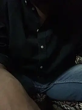 Rajbir0071 online show from October 25, 6:43 am