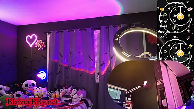 BlaizeyBBy online show from December 13, 9:24 am