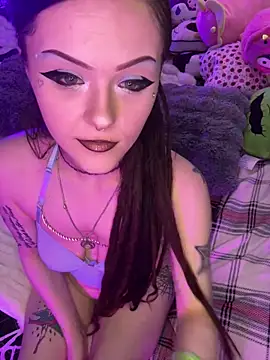 BlaizeyBBy online show from March 9, 9:57 am