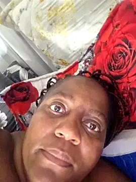 Snapshot of Galcraze chatting on March 19, 12:36 am Galcraze online show from March 19, 12:36 am