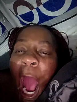 Snapshot of Galcraze chatting on March 26, 6:13 pm Galcraze online show from March 26, 6:13 pm