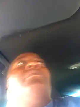 Snapshot of Galcraze chatting on March 30, 7:09 am Galcraze online show from March 30, 7:09 am