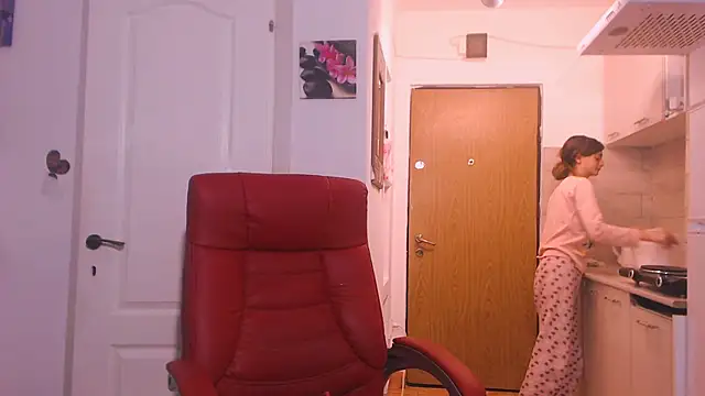 simyhvn online show from November 19, 5:07 am