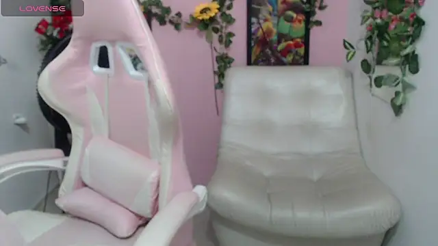 stepmother 105 online show from March 19, 12:20 pm