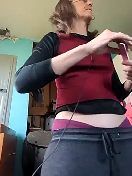 Snapshot of SexyRach75 chatting on April 20, 3:04 pm SexyRach75 online show from April 20, 3:04 pm