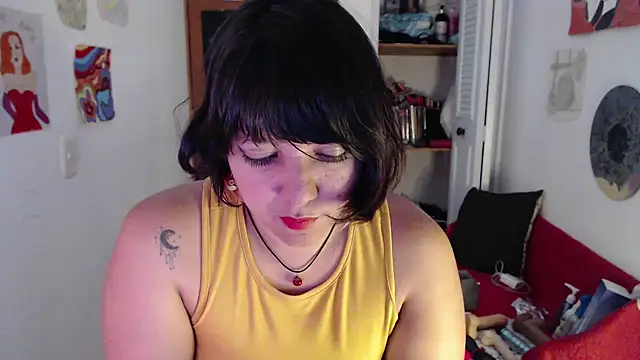 soynanabela28 online show from September 18, 7:10 am