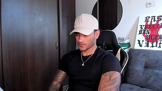 Alessandro Vanni online show from September 26, 12:09 pm