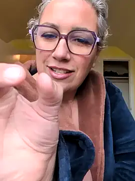 Canadian BBW online show from May 2, 2:22 pm