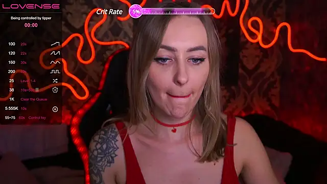 Snapshot of GraceCandy chatting on December 13, 4:22 am GraceCandy online show from December 13, 4:22 am