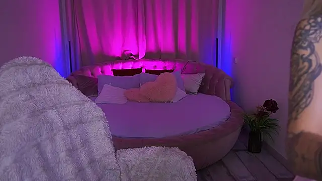 GraceCandy online show from October 5, 8:51 pm