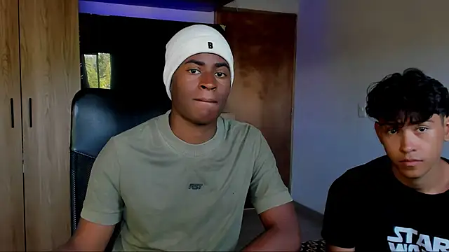 CrissBrownxxx online show from July 1, 7:46 pm