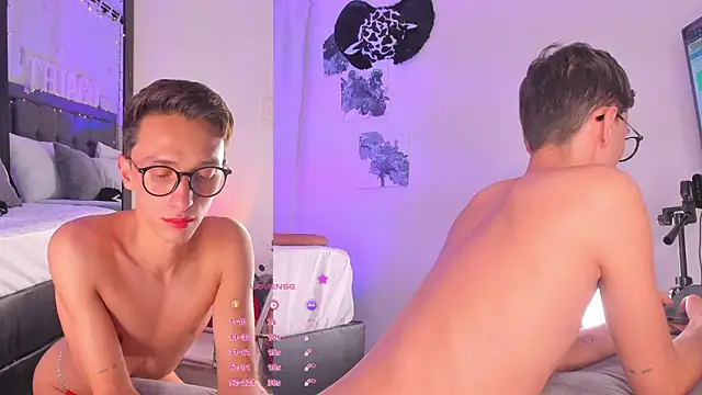 Thiago jones online show from February 13, 9:49 pm