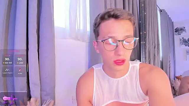 Thiago jones online show from September 15, 9:04 pm