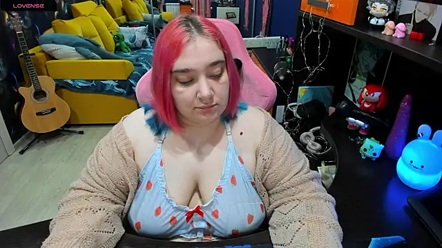 Softie Sofy online show from January 30, 1:55 am