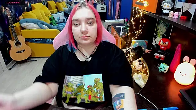 Softie Sofy online show from January 31, 2:26 am