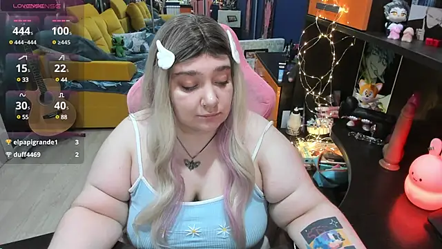 Softie Sofy online show from March 5, 6:33 am