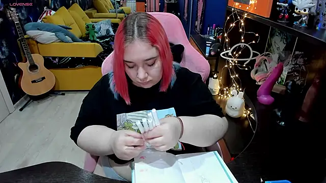 Softie Sofy online show from March 20, 9:15 am