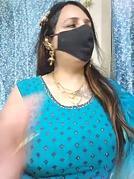 cute-tanvi online show from January 28, 12:11 pm