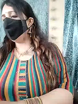 cute-tanvi online show from February 3, 10:36 am