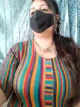 cute-tanvi online show from February 7, 4:06 am