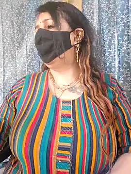 cute-tanvi online show from February 8, 2:04 am