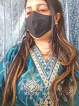 cute-tanvi online show from February 22, 5:23 am