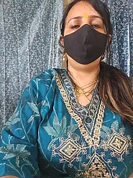 cute-tanvi online show from February 22, 8:29 am