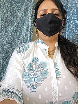 cute-tanvi online show from March 5, 8:21 am