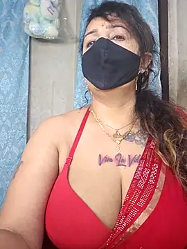 cute-tanvi online show from December 22, 12:40 am