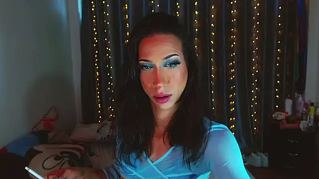 Snapshot of Kenisha_Sweet chatting on March 7, 10:18 pm Kenisha Sweet online show from March 7, 10:18 pm