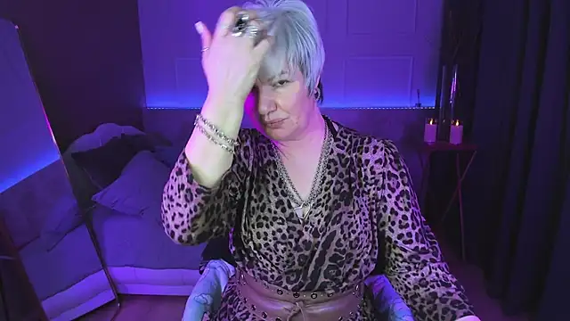 CarmenSoft online show from January 7, 2:42 am