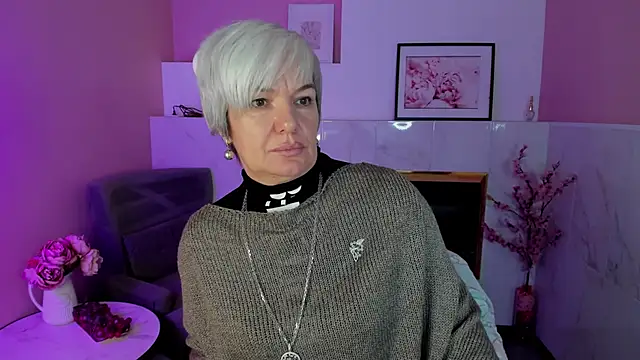 CarmenSoft online show from October 6, 9:01 pm