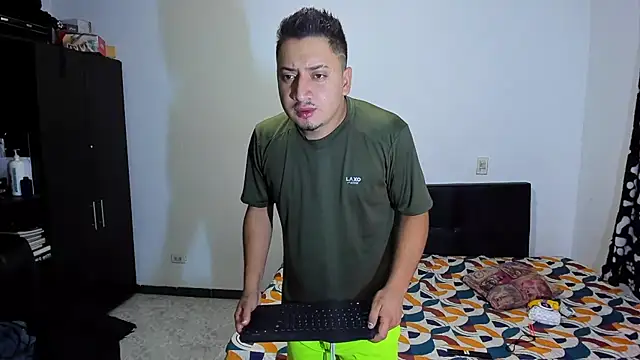 ares sexxx online show from February 13, 1:07 pm