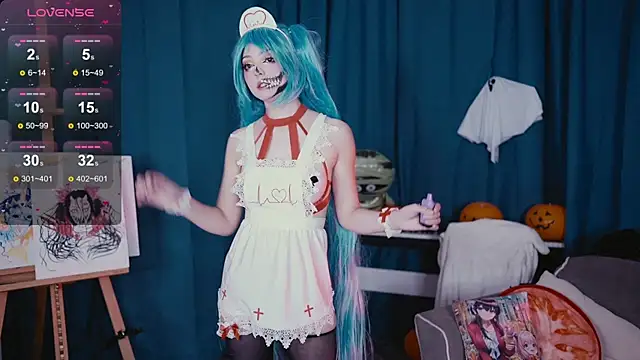 Snapshot of MadnessAlison chatting on October 31, 8:10 pm MadnessAlison online show from October 31, 8:10 pm